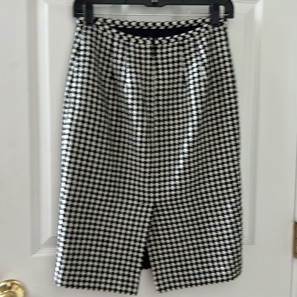 Ann Taylor Loft Skirt size 0 - Picture 3 of 5